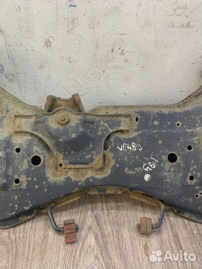 Подрамник передний передний Ford Focus 2 хетчбэк