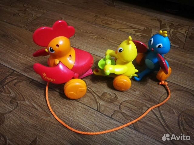 Развивающая игрушка-каталка