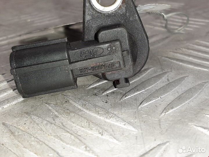 Датчик распредвала Ford Mondeo 3 рест. 2004