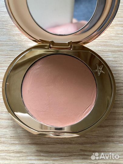 Корректор Charlotte Tilbury Magic Vanish