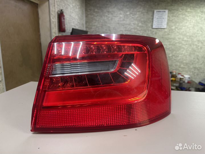 Фонарь задний правый Ауди А6 С7 Авант