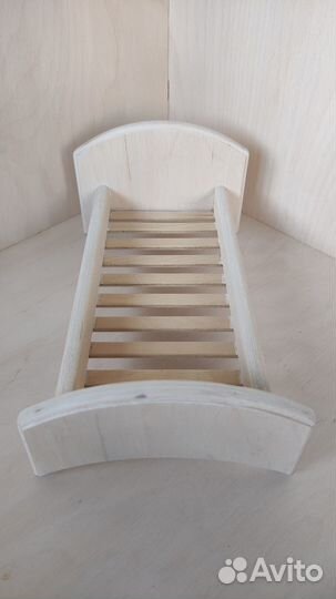 Кроватка для кукол до 20 см