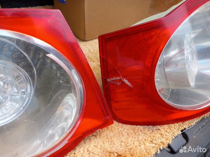 Заднии фонари jetta 5