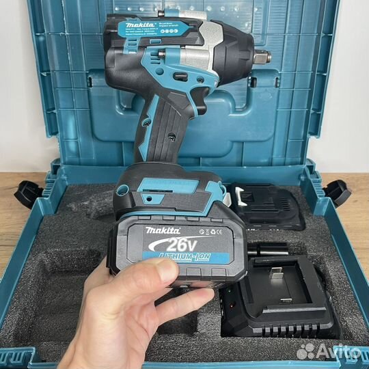 Гайковерт Makita 800нм