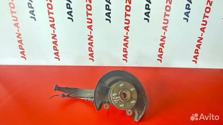 Ступица с кулаком в сборе передняя левая Honda