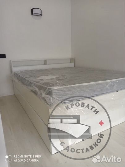 Кровать двуспальная