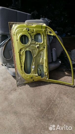 Дверь передняя правая kia rio 1 универсал