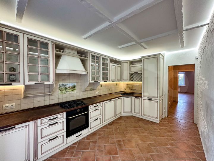 2-к. квартира, 60 м², 2/9 эт.