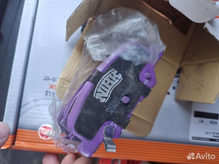 Тормозные колодки задние на Mazda 6