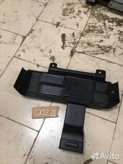 Накладка в салоне Land Rover Range Rover Vogue