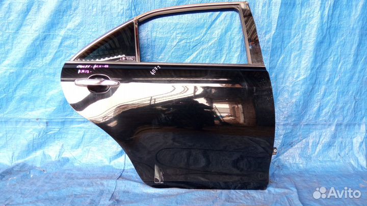 Дверь задняя правая toyota camry 40