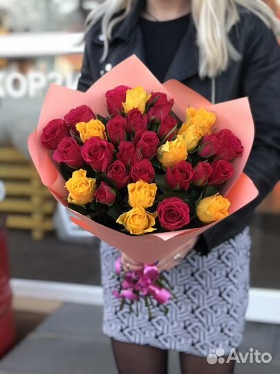 Букет из 25 роз 50 см