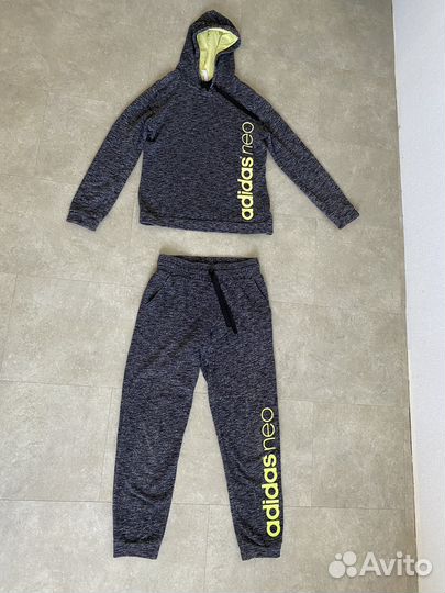 Спортивный костюм adidas