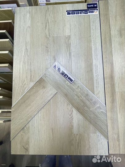 Кварцвиниловая плитка / Ламинат до конца месяца пи