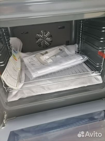 Электрическая плита Bosch HKQ38A150M новая