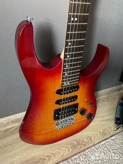 Электрогитара Washburn + комбоусилитель