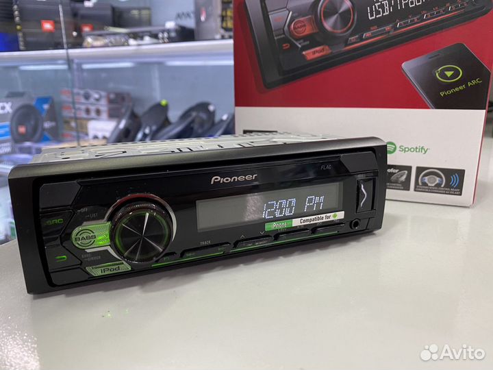 Магнитола Pioneer MVH-S120UI