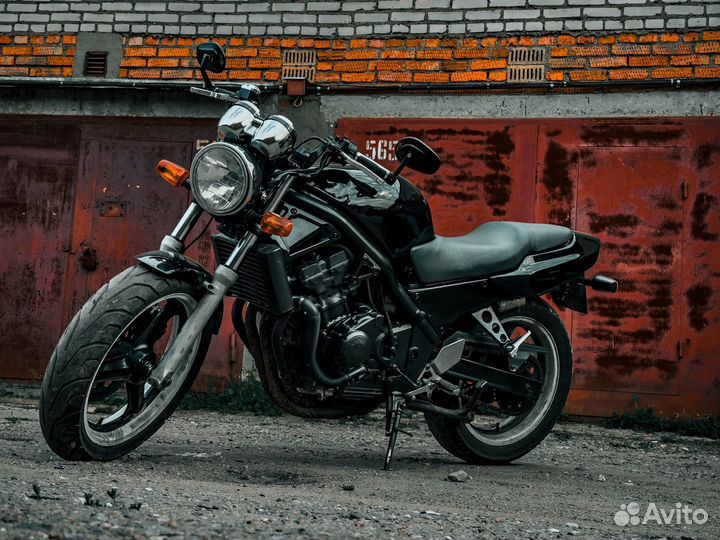 Honda CB-1
