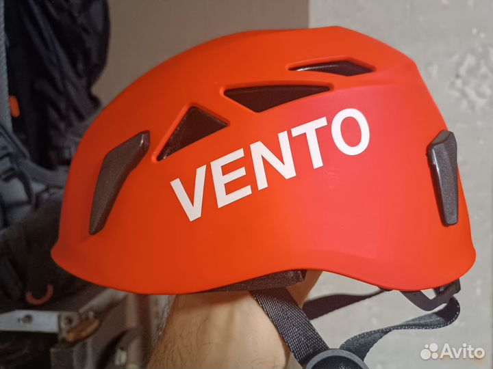 Каска Vento Quasar Red