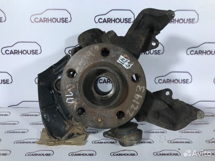 Кулак поворотный передний левый Audi A3 8L 1.6