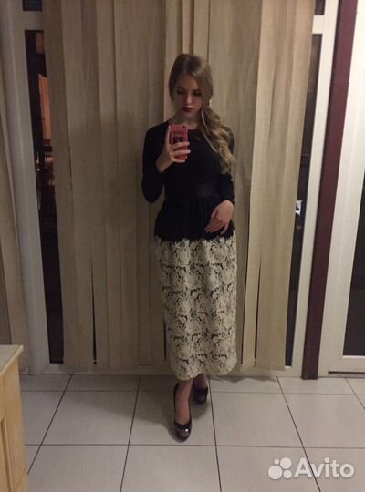 Шикарное плотное платье