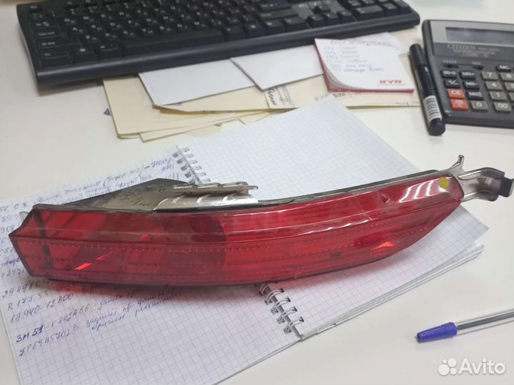 Отражатель touareg правый