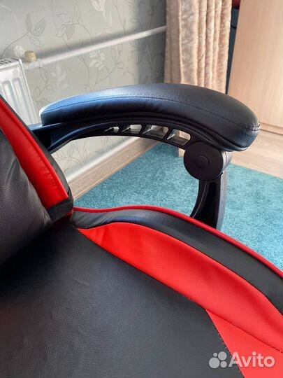Компьютерное кресло