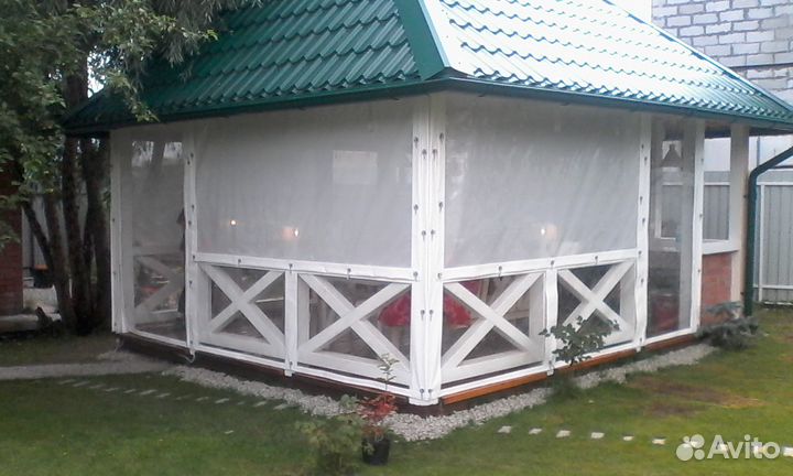 Прозрачные рулонные шторы для беседок и веранд