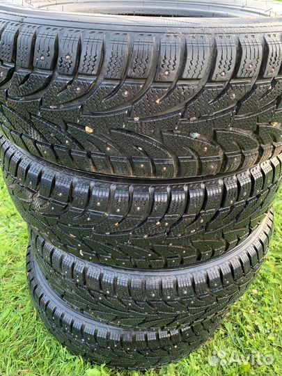 RoadX RX Frost WH12 215/70 R16