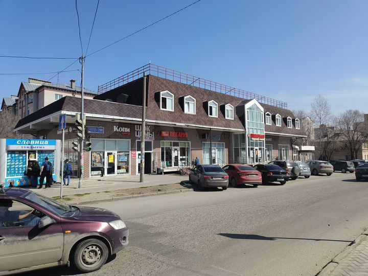 Торговая площадь, 337.3 м²