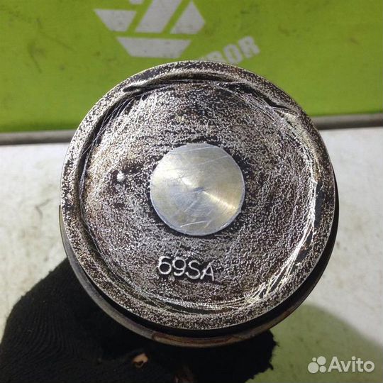 Поршень с шатуном Митсубиси Галант 9