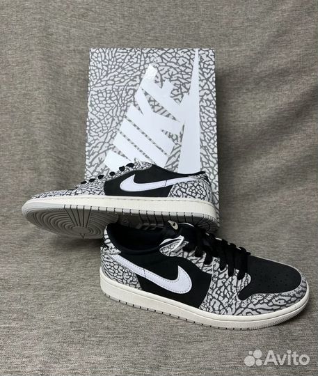 Nike air jordan 1 low og black elephant