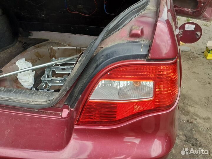 Задний правый фонарь Daewoo Nexia