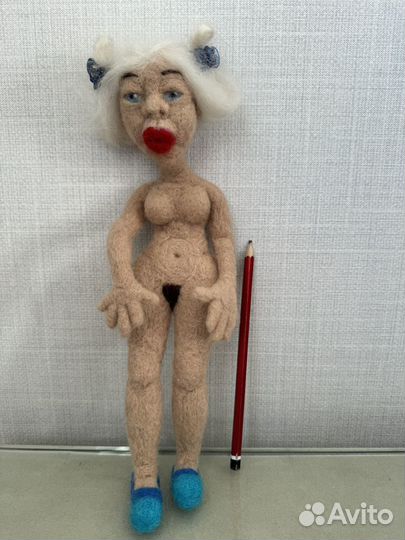 Игрушка валеная