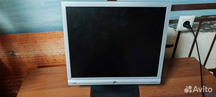 Монитор benq