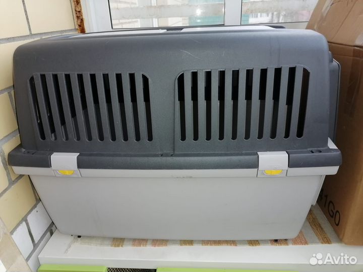 Переноска для собак на колесах