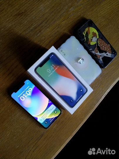 iPhone X, 256 ГБ