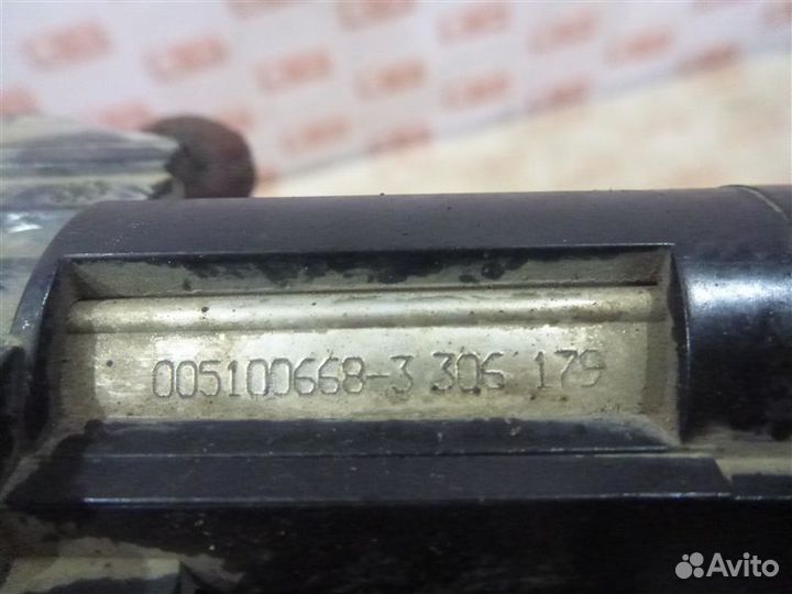 Форсунка омывателя фар передняя правая Citroen