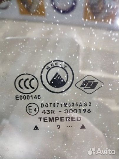 Форточка стекло двери Geely MK Лев