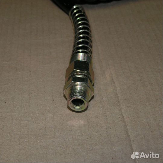 Трубопровод спиральный М16 L7,5м черный полиами