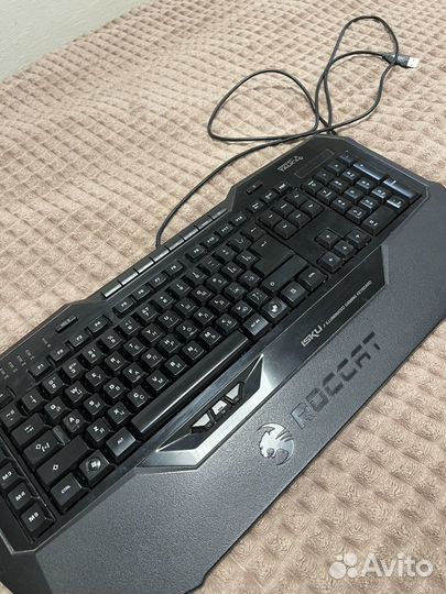 Игровая клавиатура roccat isku