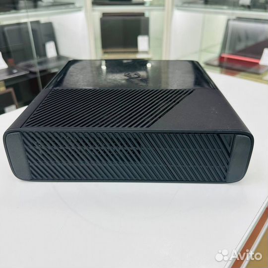 Игровая приставка Microsoft Xbox 360 E 4 гб HDD №7