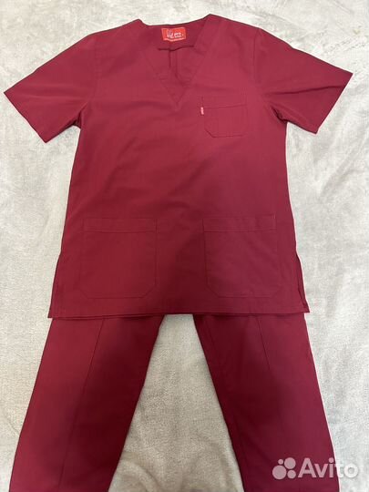 Медицинский хирургический костюм