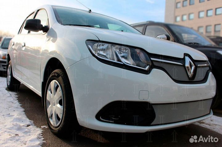 Защитная сетка радиатора верх Renault Logan (2014