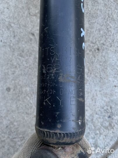 Амортизатор Mitsubishi Outlander XL