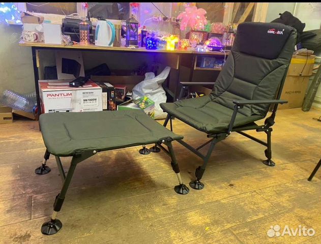 Карповый стул с подставкой для ног. Новый