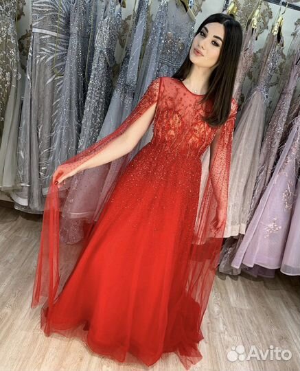 Вечернее платье