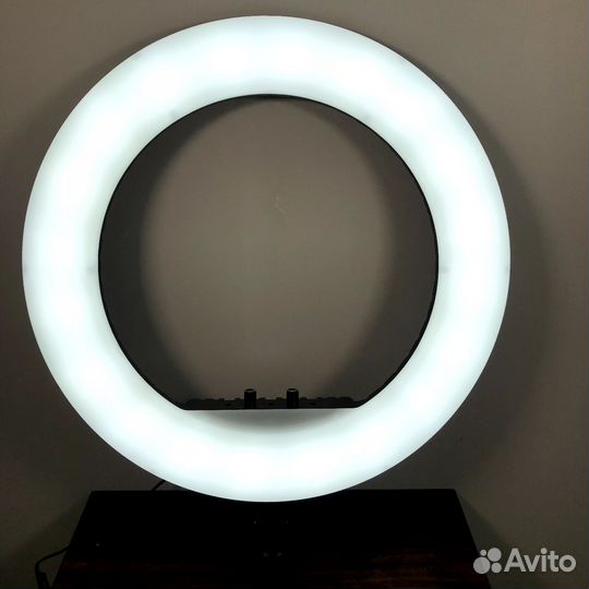 Кольцевая лампа RL-21