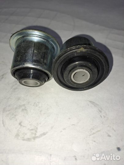 Сайлентблок передний LADA Largus renault