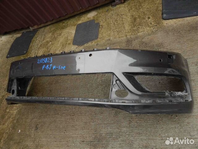 Бампер передний Volkswagen Passat B7 (2010-2015)